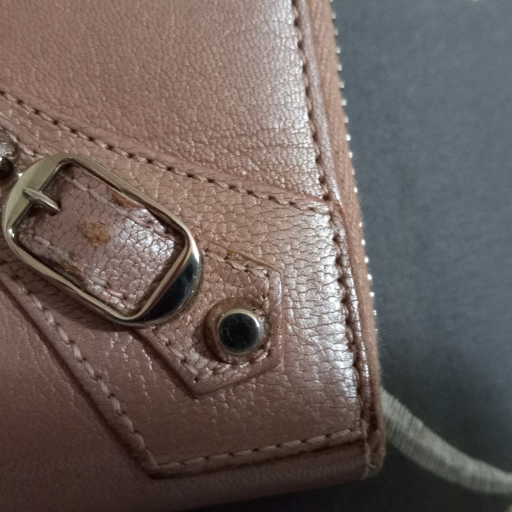 BALENCIAGA Zippy City Wallet Blush Pink Sheen - Picture 10 of 16